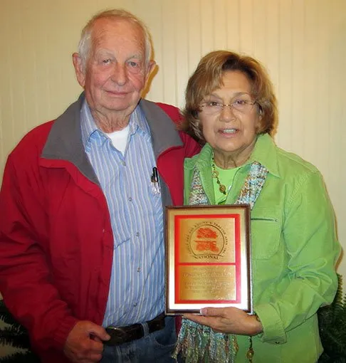 Tom-Dorene-Yearians Tom & Dorene Yearian